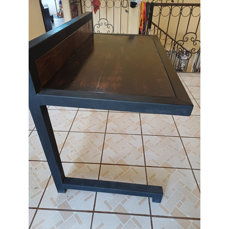 Escritorio minimalista